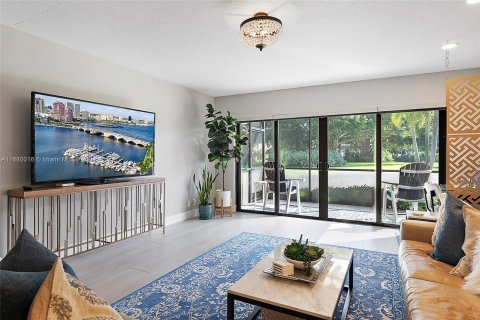 Condo in Jupiter, Florida, 2 bedrooms  № 1410543 - photo 28