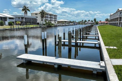 Copropriété à vendre à Punta Gorda, Floride: 4 chambres, 173.45 m2 № 1275858 - photo 7