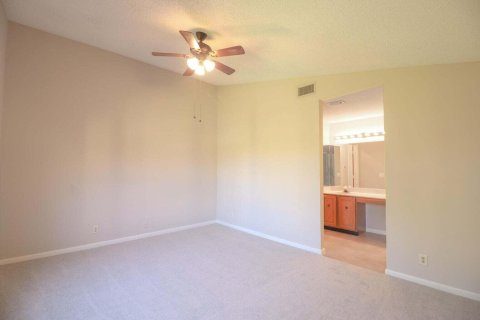 Copropriété à vendre à Palm City, Floride: 2 chambres, 128.58 m2 № 1217244 - photo 5