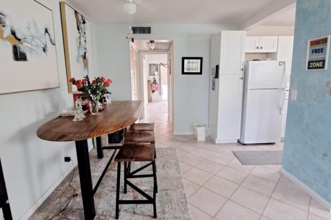 Condo in West Palm Beach, Florida, 1 bedroom  № 1047609 - photo 15