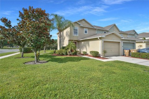 Touwnhouse à vendre à Kissimmee, Floride: 3 chambres, 124.86 m2 № 1296596 - photo 3