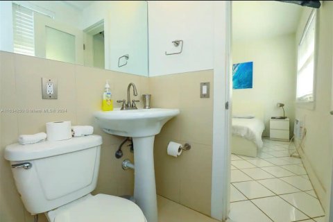 Condominio en venta en Miami Beach, Florida, 73.39 m2 № 1294726 - foto 16