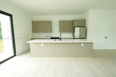 Adosado en venta en Miami, Florida, 3 dormitorios, 184.78 m2 № 1370623 - foto 6