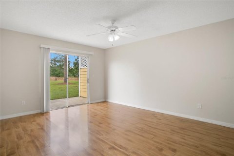 Condo in Kissimmee, Florida, 3 bedrooms  № 1424527 - photo 10