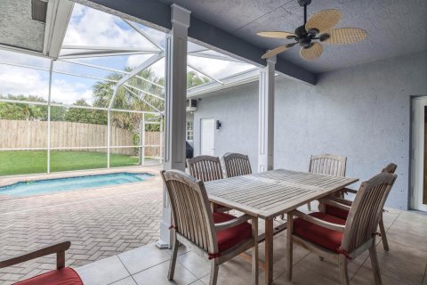 Casa en venta en Jupiter, Florida, 5 dormitorios, 276.01 m2 № 1068376 - foto 10