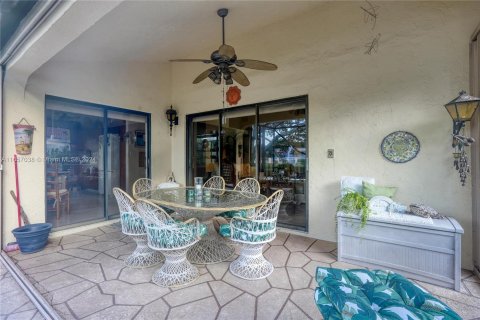 Casa en venta en Deerfield Beach, Florida, 3 dormitorios, 167.97 m2 № 1357303 - foto 13