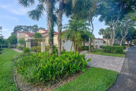 Casa en venta en Deerfield Beach, Florida, 3 dormitorios, 167.97 m2 № 1357303 - foto 14