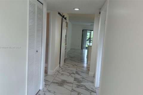 Copropriété à louer à Weston, Floride: 3 chambres, 114.36 m2 № 1357302 - photo 3