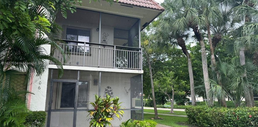 Condo in Weston, Florida, 3 bedrooms  № 1357302