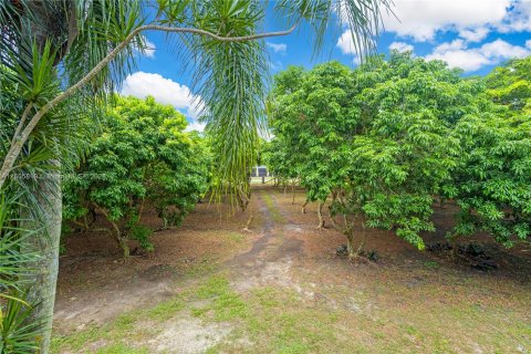 Casa en venta en Homestead, Florida, 4 dormitorios, 315.03 m2 № 1230820 - foto 10