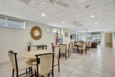 Copropriété à vendre à Pompano Beach, Floride: 2 chambres, 92.9 m2 № 1065449 - photo 18