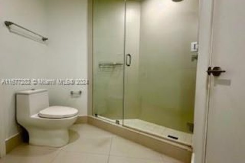 Condominio en venta en Miami, Florida, 3 dormitorios, 103.12 m2 № 1402921 - foto 18