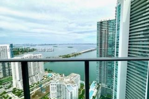 Condo in Miami, Florida, 3 bedrooms  № 1402921 - photo 21