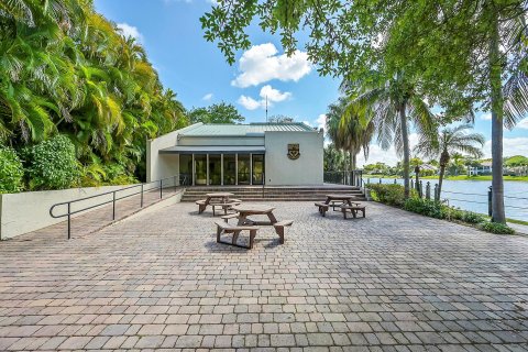 Villa ou maison à vendre à Boca Raton, Floride: 4 chambres, 298.03 m2 № 1072677 - photo 11