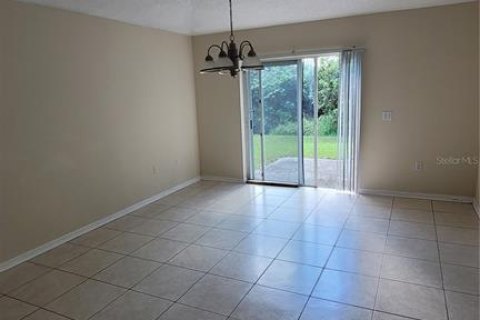 House in Haines City, Florida 3 bedrooms, 149.76 sq.m. № 1386693 - photo 16