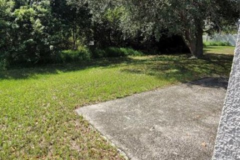 House in Haines City, Florida 3 bedrooms, 149.76 sq.m. № 1386693 - photo 12