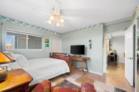 Condo in Deerfield Beach, Florida, 2 bedrooms  № 1175361 - photo 20