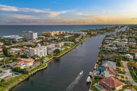 Condo in Deerfield Beach, Florida, 2 bedrooms  № 1175361 - photo 7