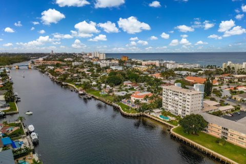 Condo in Deerfield Beach, Florida, 2 bedrooms  № 1175361 - photo 10