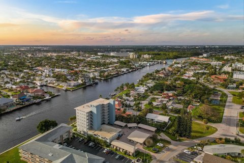 Condo in Deerfield Beach, Florida, 2 bedrooms  № 1175361 - photo 3