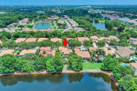 Casa en venta en Jupiter, Florida, 4 dormitorios, 290.04 m2 № 1207544 - foto 2