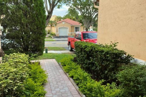 Townhouse in Pembroke Pines, Florida 3 bedrooms, 138.98 sq.m. № 1207321 - photo 29