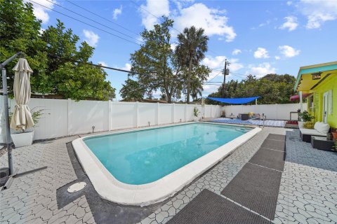 Casa en venta en Fort Lauderdale, Florida, 3 dormitorios, 140.56 m2 № 1055082 - foto 8