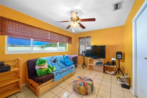 Villa ou maison à vendre à Fort Lauderdale, Floride: 3 chambres, 140.56 m2 № 1055082 - photo 12