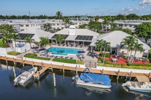 Copropriété à vendre à Pompano Beach, Floride: 1 chambre, 64.47 m2 № 1071316 - photo 16