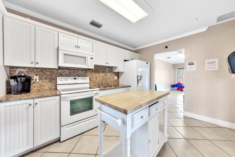 Copropriété à vendre à Pompano Beach, Floride: 1 chambre, 64.47 m2 № 1071316 - photo 5