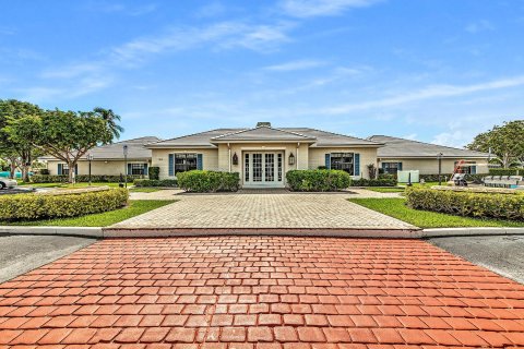 Copropriété à vendre à Pompano Beach, Floride: 1 chambre, 64.47 m2 № 1071316 - photo 15