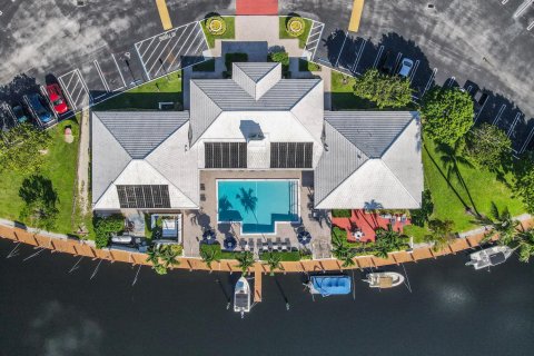 Copropriété à vendre à Pompano Beach, Floride: 1 chambre, 64.47 m2 № 1071316 - photo 19