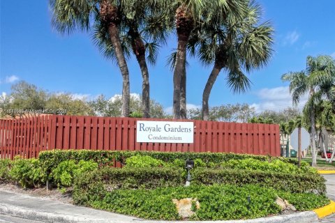 Immobilier commercial à vendre à North Lauderdale, Floride № 1044699 - photo 25