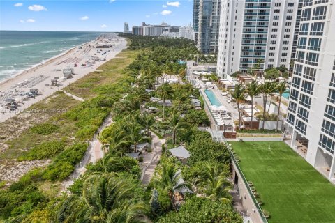 Condominio en venta en Miami Beach, Florida, 61.32 m2 № 1047179 - foto 11