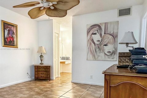 Copropriété à vendre à Sunrise, Floride: 1 chambre, 86.68 m2 № 1397056 - photo 6