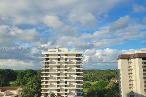 Condo in Coral Gables, Florida  № 1397057 - photo 28