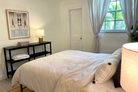 Condo in Miami Beach, Florida, 1 bedroom  № 1397008 - photo 30