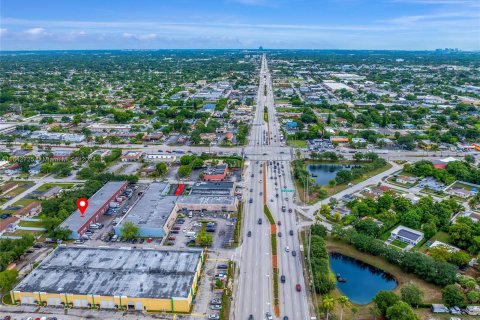 Commercial property in Miramar, Florida № 1321451 - photo 3