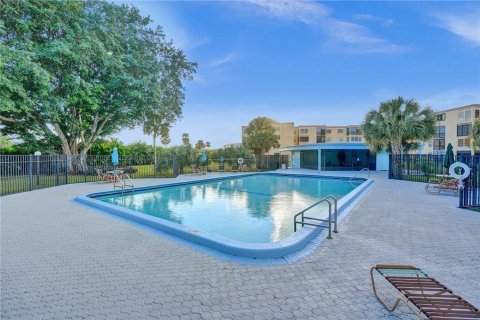 Copropriété à vendre à Boca Raton, Floride: 2 chambres, 94.3 m2 № 1037983 - photo 11