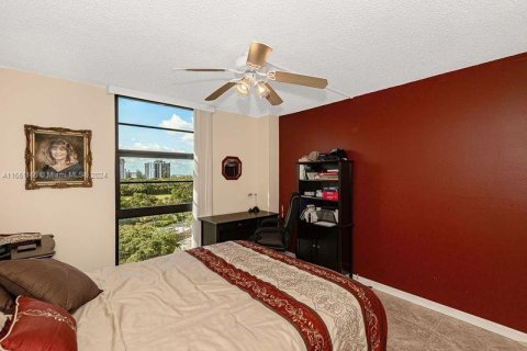 Condominio en venta en Aventura, Florida, 2 dormitorios, 92.34 m2 № 1067664 - foto 17