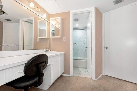 Condominio en venta en Aventura, Florida, 2 dormitorios, 92.34 m2 № 1067664 - foto 25