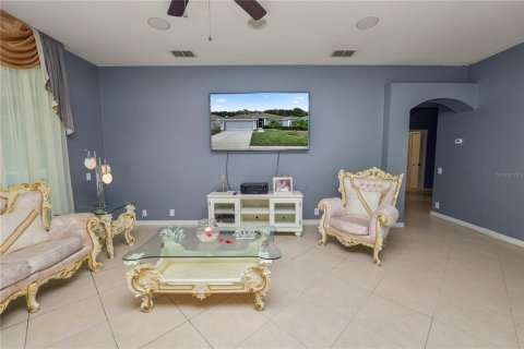 House in Lakeland, Florida 3 bedrooms, 198.81 sq.m. № 1353214 - photo 9