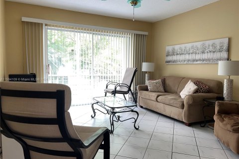 Copropriété à vendre à Lauderhill, Floride: 2 chambres, 80.82 m2 № 1206196 - photo 11