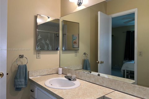 Copropriété à vendre à Lauderhill, Floride: 2 chambres, 80.82 m2 № 1206196 - photo 20