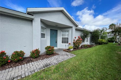 Villa ou maison à vendre à Kissimmee, Floride: 2 chambres, 125.98 m2 № 1369911 - photo 3