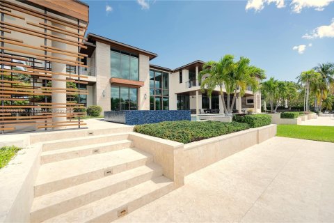 Villa ou maison à vendre à Fort Lauderdale, Floride: 6 chambres, 846.53 m2 № 1077338 - photo 22