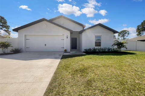 Villa ou maison à vendre à North Port, Floride: 3 chambres, 182.74 m2 № 1032589 - photo 9