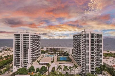 Condominio en venta en Pompano Beach, Florida, 2 dormitorios, 104.52 m2 № 1160012 - foto 4