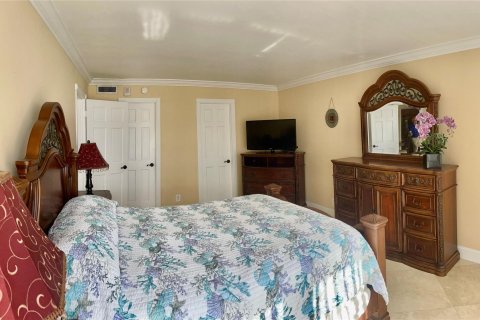 Condo in Pompano Beach, Florida, 2 bedrooms  № 1160012 - photo 15