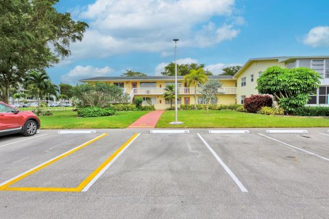 Copropriété à vendre à Deerfield Beach, Floride: 2 chambres, 76.18 m2 № 1031116 - photo 5